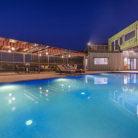 Elivaas Hidden Oasis 4Bhk With Pool, Mud House & Container House Dhauj Exterior foto
