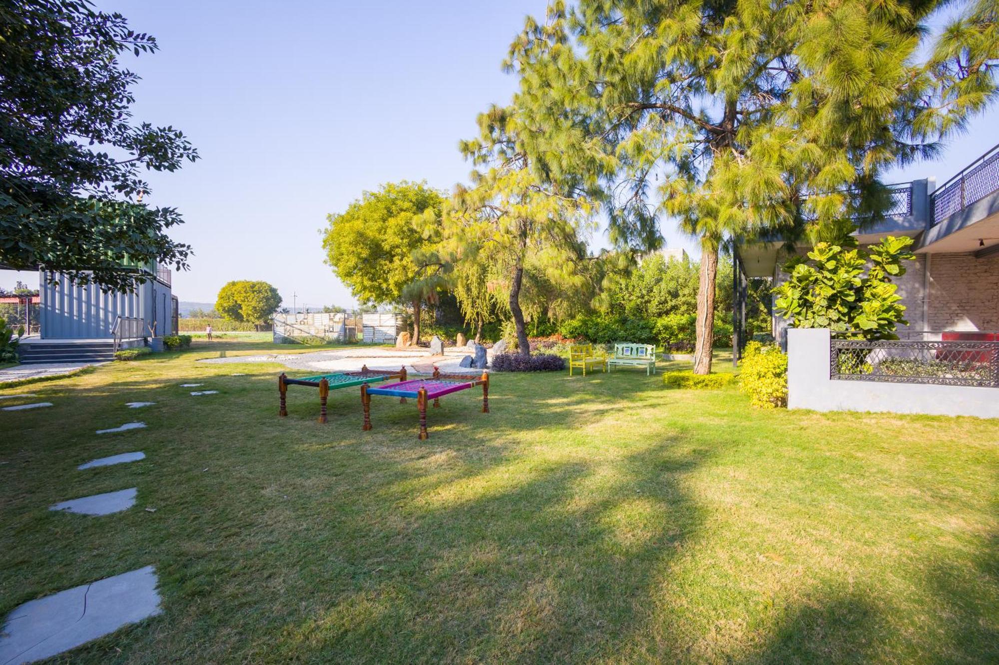 Elivaas Hidden Oasis 4Bhk With Pool, Mud House & Container House Dhauj Exterior foto