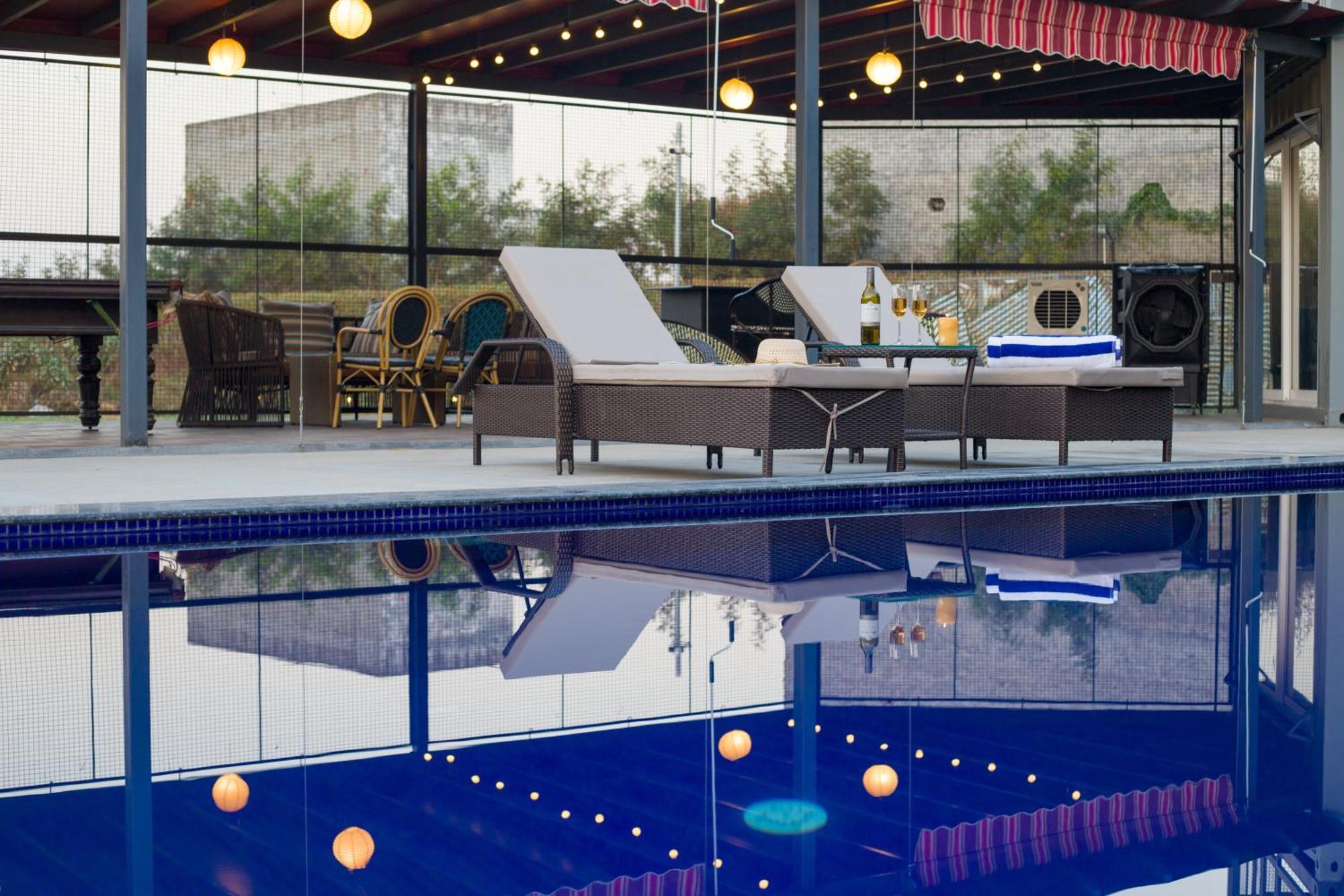 Elivaas Hidden Oasis 4Bhk With Pool, Mud House & Container House Dhauj Exterior foto