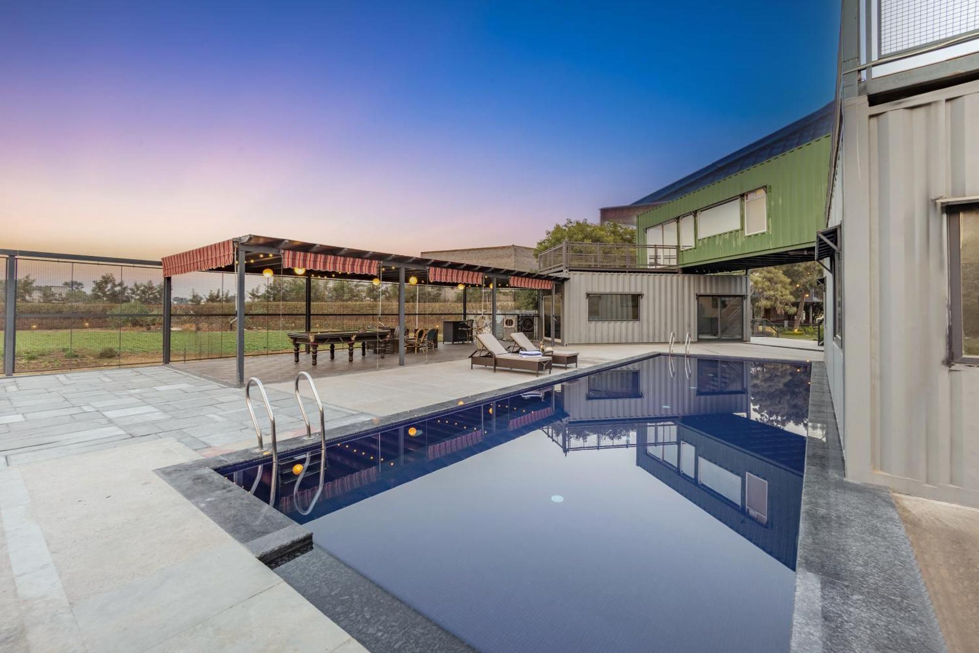 Elivaas Hidden Oasis 4Bhk With Pool, Mud House & Container House Dhauj Exterior foto