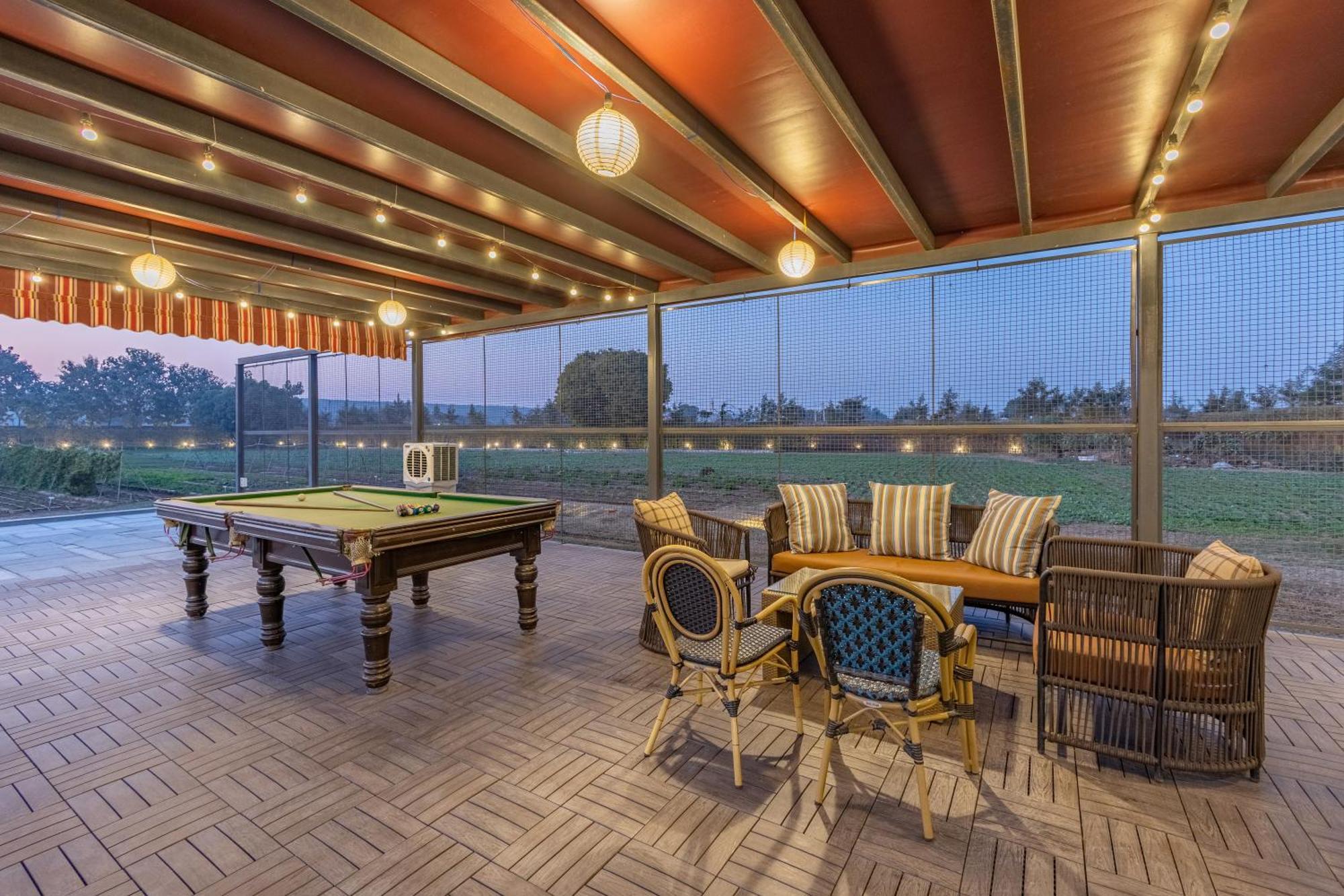 Elivaas Hidden Oasis 4Bhk With Pool, Mud House & Container House Dhauj Exterior foto